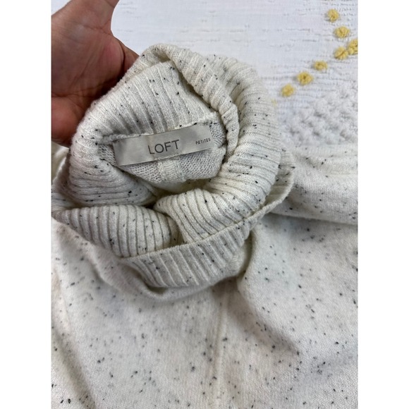 LOFT Petite Cream Speckled Knit Turtleneck Poncho Style Sweater Top - Picture 5 of 7